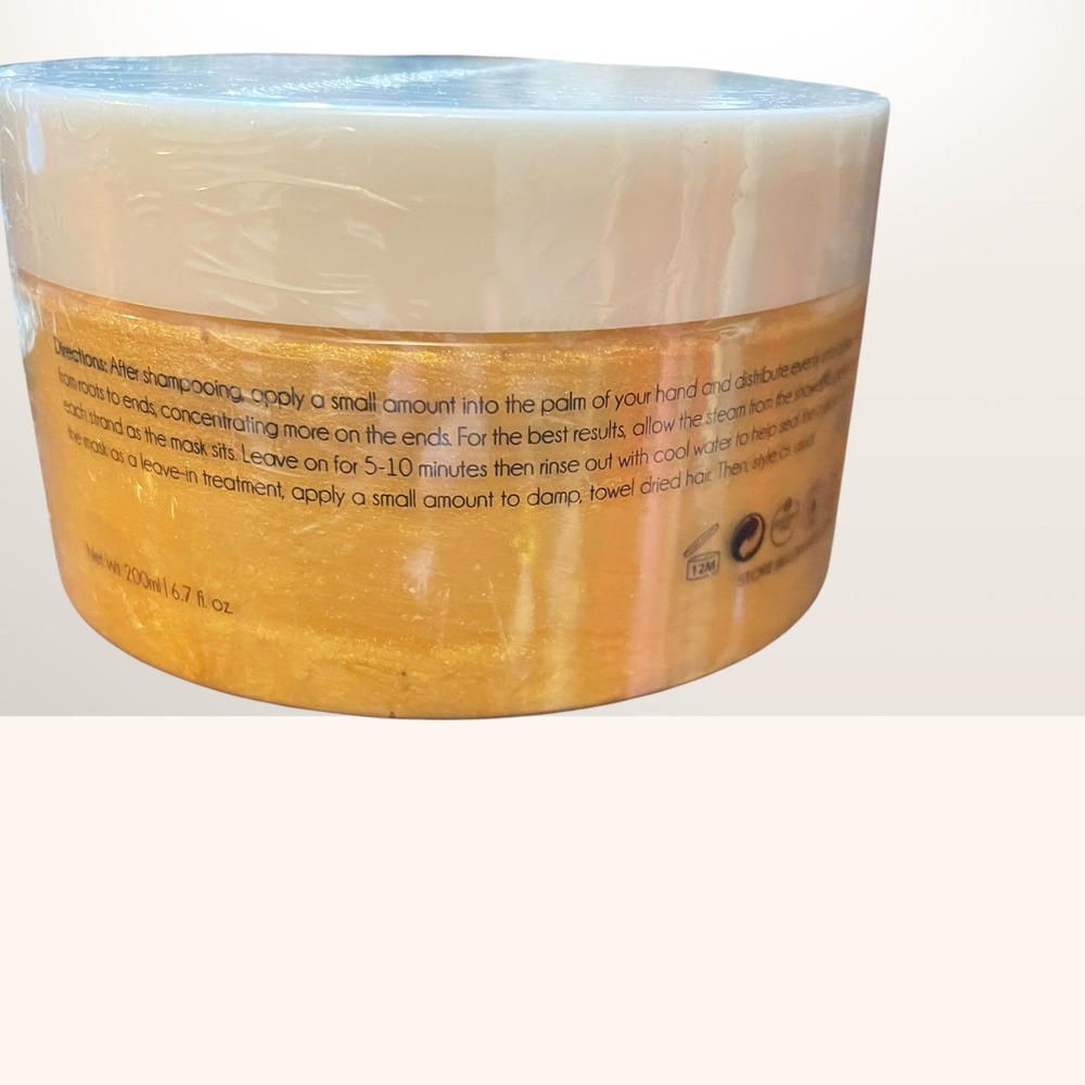 Le Chic Stardust Gold Hair Mask $200 Moisturizes Strengthens 200ml 6.7oz New - Picture 2 of 5